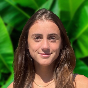 Kristy Kiniry Sales Assistant