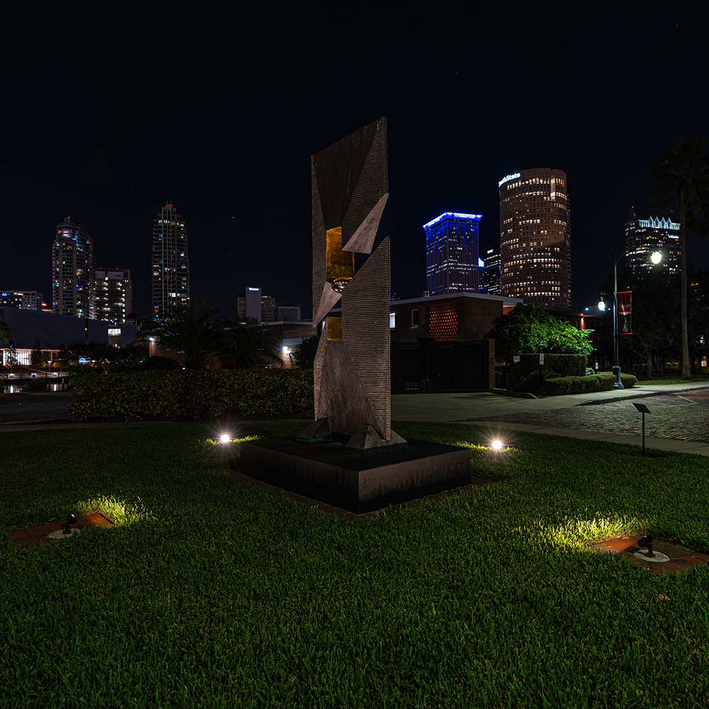 Wall Washer illuminating a public art sculpture and surrounding landscape